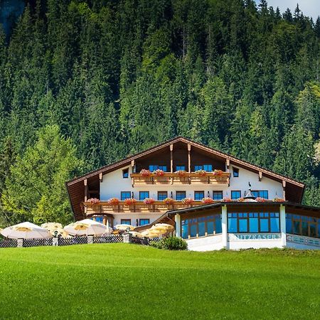 Hotel-Gasthof Nutzkaser Ramsau bei Berchtesgaden ภายนอก รูปภาพ